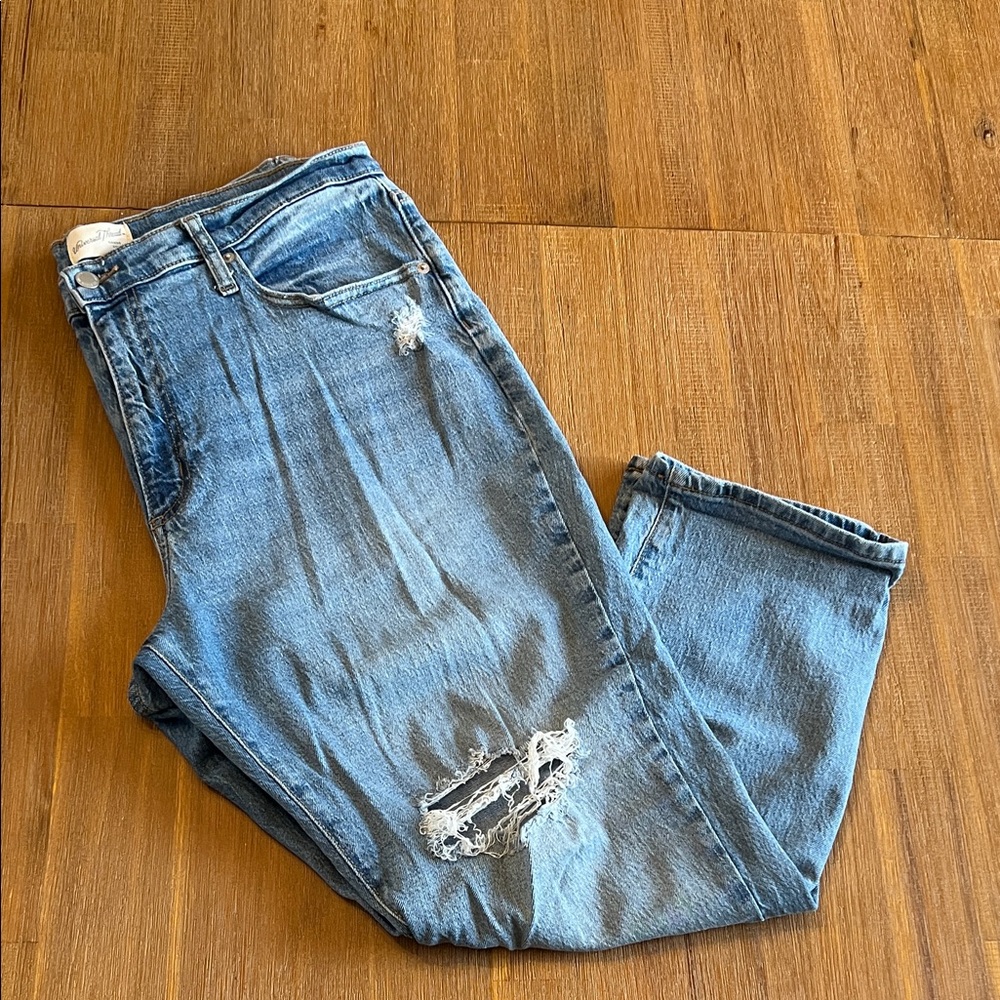 Universal Thread Light Blue Straight Jeans